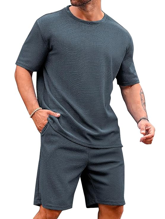Vogaan Men's T-Shirt and Shorts Set